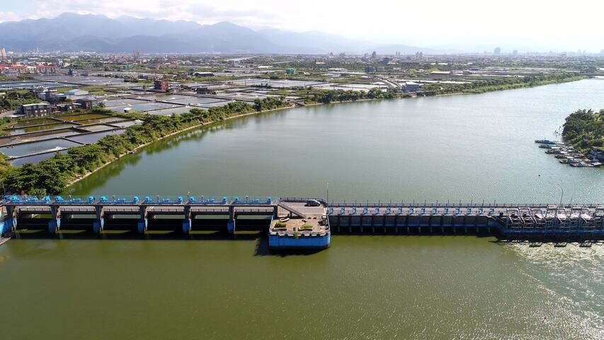 清水大閘門