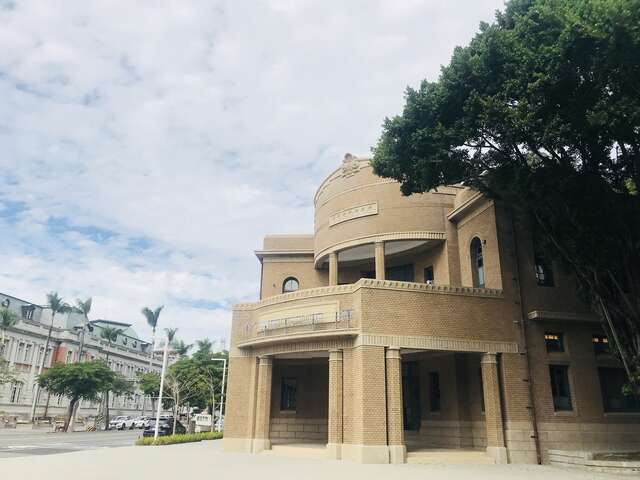 臺南市美術館(原台南市警察局/原日治時台南警察署)