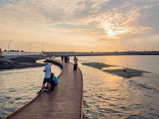 南寮海岸光廊(彌陀漁港海岸光廊)