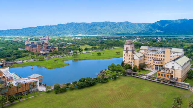 東華大學