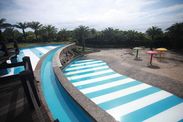 鹽寮海濱公園(藍灣海濱休憩園區)