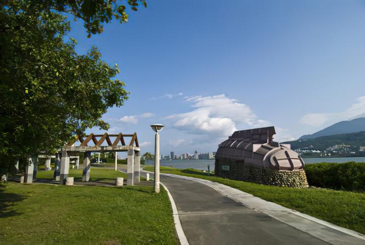 八里左岸公園