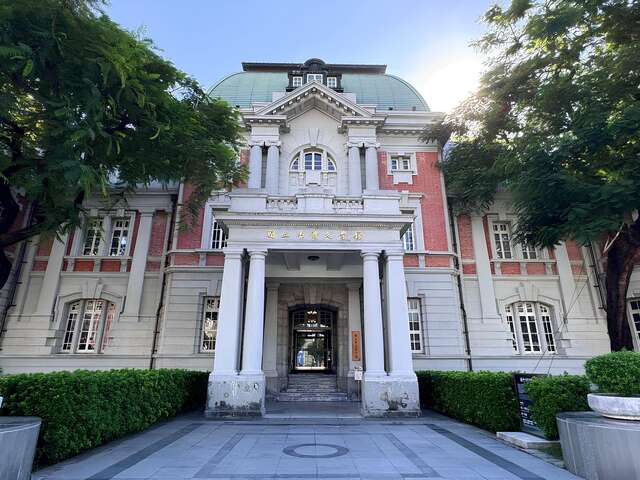 原台南州廳-台灣文學館