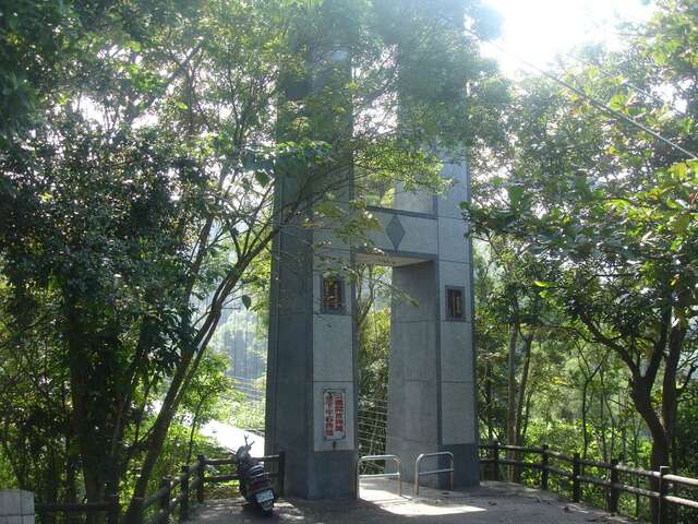 望龍吊橋