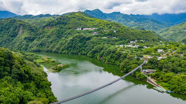 新溪口吊橋